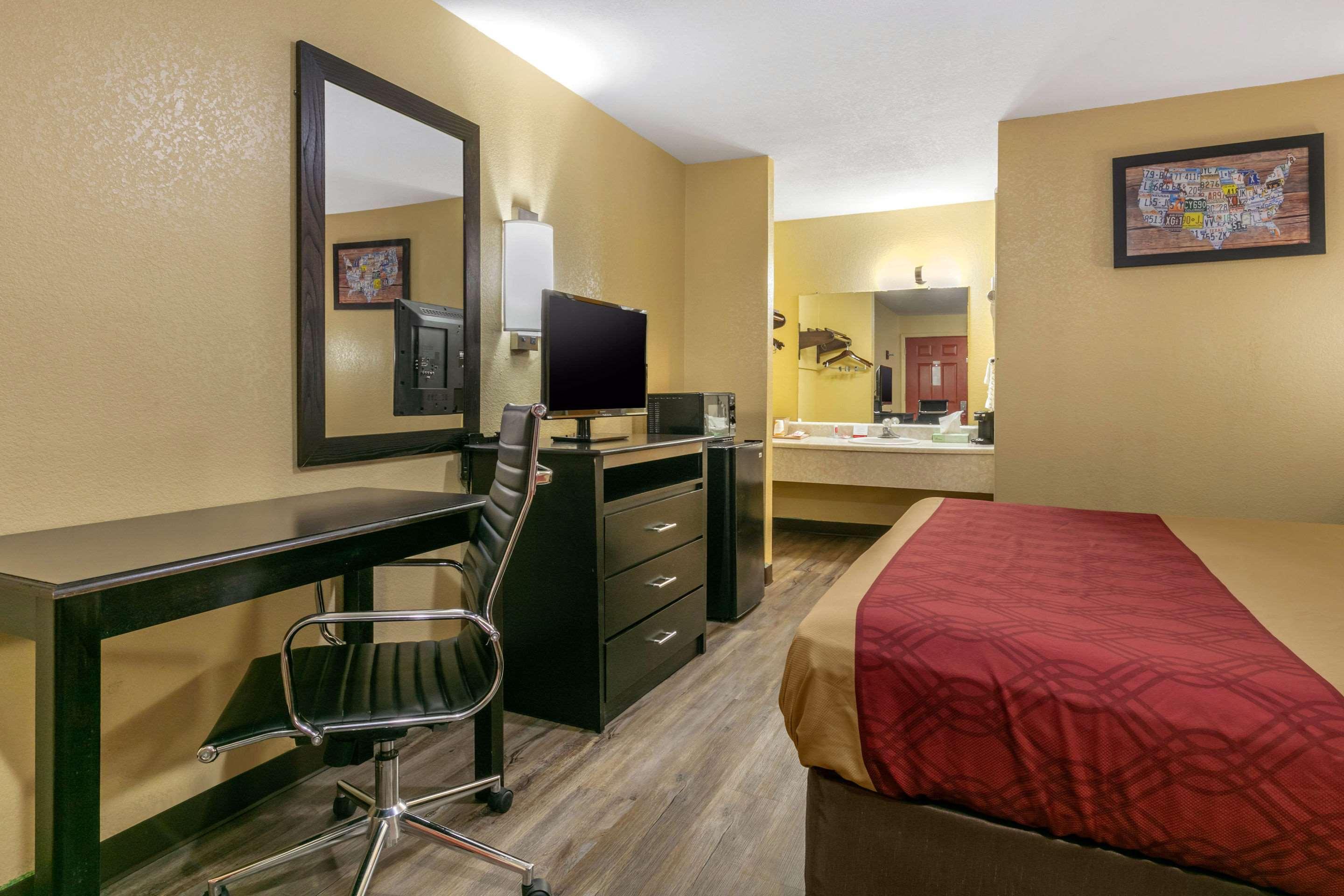 Econo Lodge Jonesboro Εξωτερικό φωτογραφία